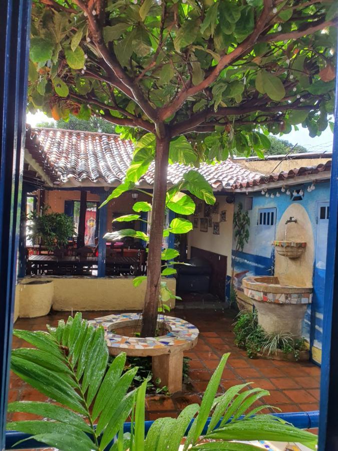 Hostal Nova Colonial Puerto Colombia エクステリア 写真