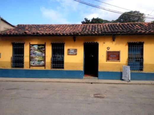 Hostal Nova Colonial Puerto Colombia エクステリア 写真